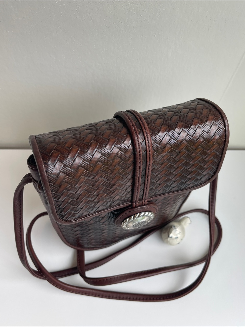 Brighton One World Brown Woven Leather Crossbody Bag - Picture 6 of 16